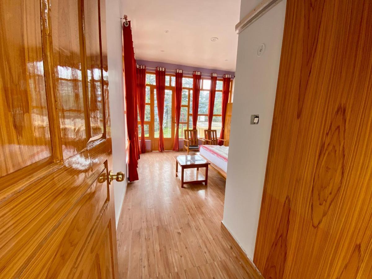 Hotel Mansarovar Inn Munsyari Экстерьер фото